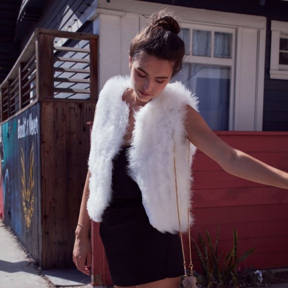 AVA KRIS - KAMI VEST - White - Picture 2 of 3